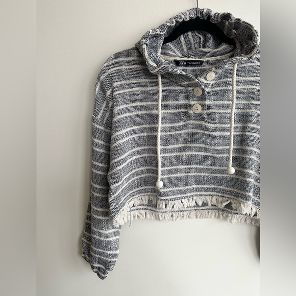 Zara Striped Crop Hoodie - Picture 4 of 5